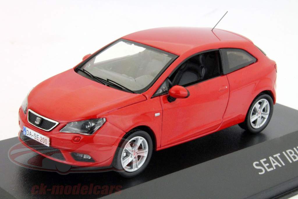 座席イビサSC（6J）2013年赤1：43席