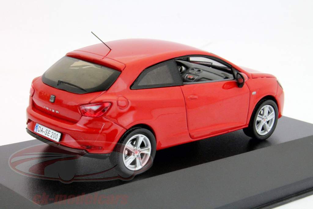 座席イビサSC（6J）2013年赤1：43席