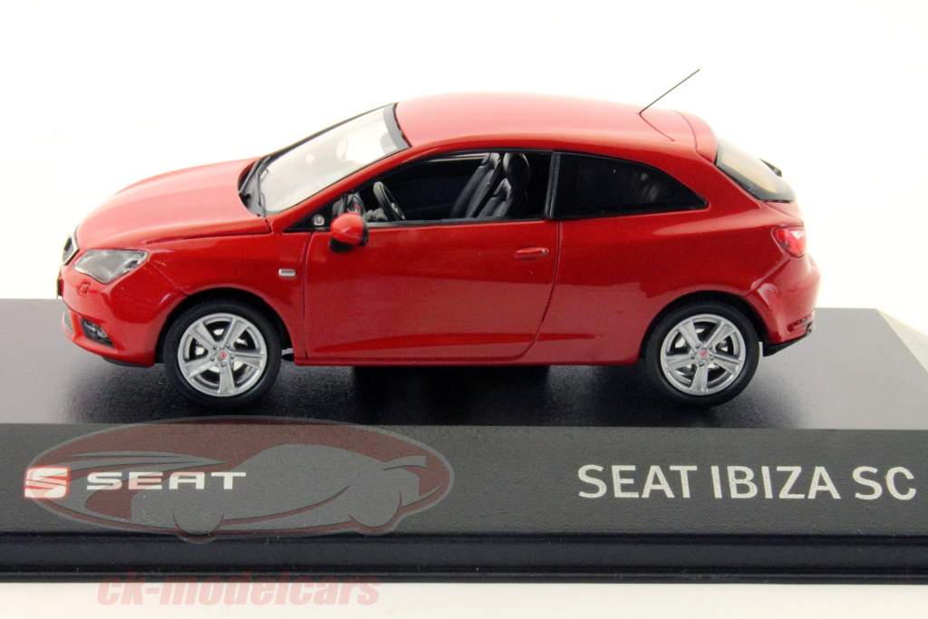 座席イビサSC（6J）2013年赤1：43席