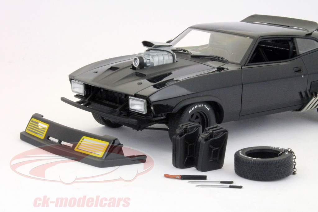 AUTOart 1:18 フォードファルコンXB GTインターセプターロード