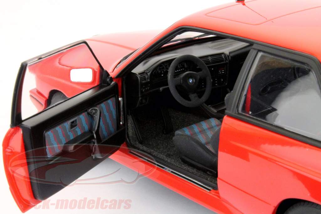 BMW M3 (E30) Sport Evolution 1990 rosso AUTOart 1:18