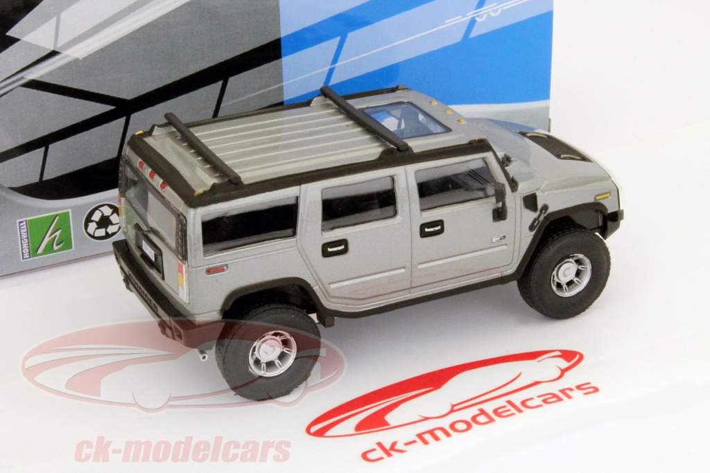 Hummer H2 silver 1:43 Cararama