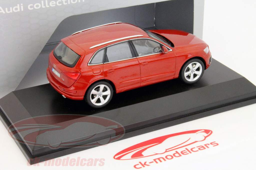 Audi Q5 Année 2013 Volcano Red Schuco 1:43
