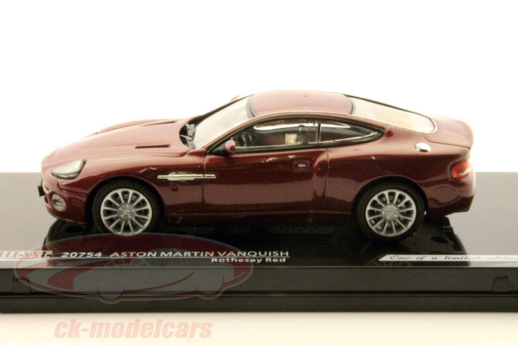 アストンマーティンヴァンキッシュ1：43フィテッセ赤