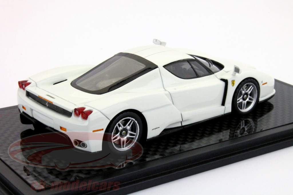 Ferrari Enzo Год 2002-2004 белые свечи 1:43