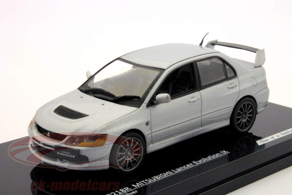 Mitsubishi Lancer Evolution IX RHD argento 1:43 Vitesse