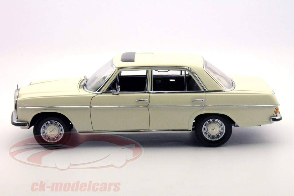 メルセデス·ベンツライン8サルーン1968ホワイト1時18サンスター