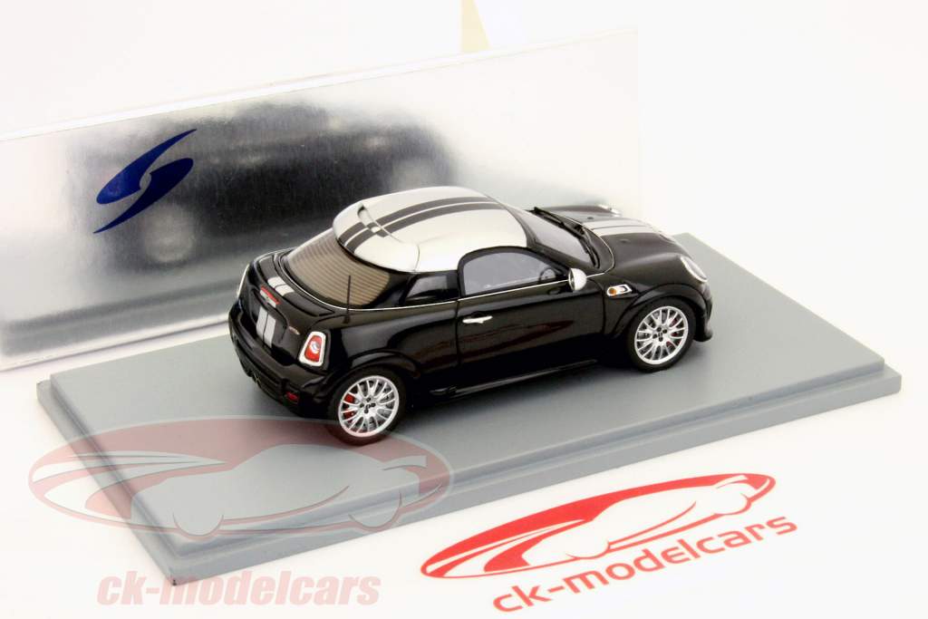 MINI Coupe 2007 год черной свечи 1:43