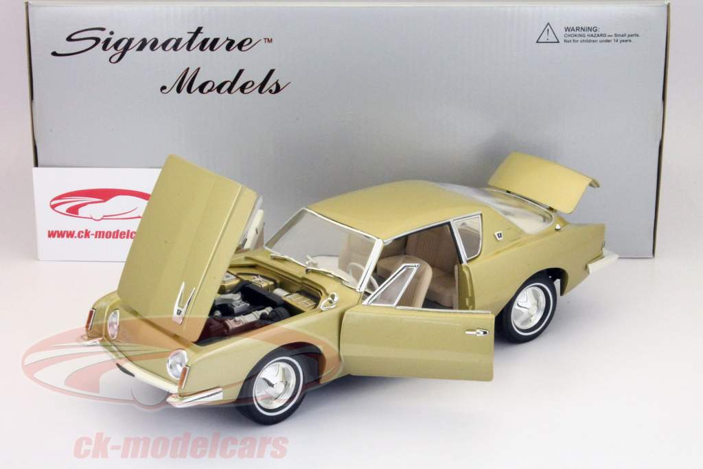 Studebaker Avanti année 1963 or 1:18 Signature Models