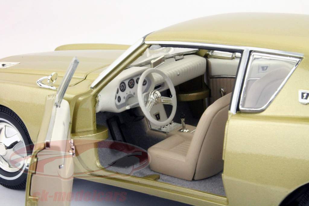 Studebaker Avanti année 1963 or 1:18 Signature Models