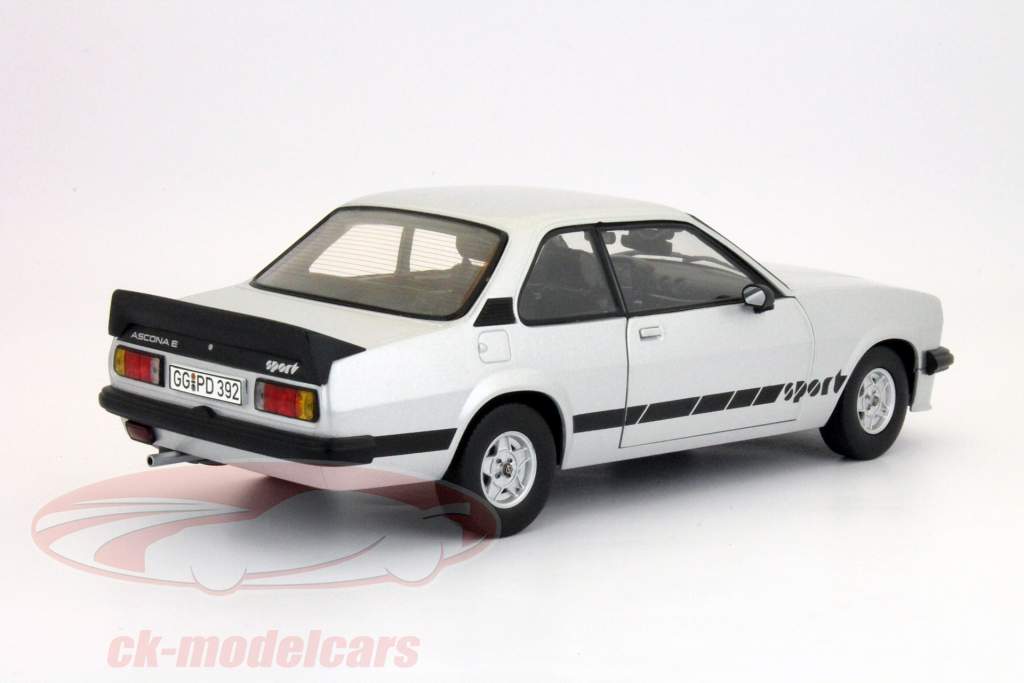 Opel Ascona B Sport argento 1:18 SunStar