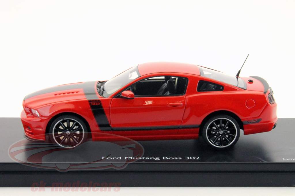 Ford Mustang Boss 302 rød / sort 1:43 Pro43.R