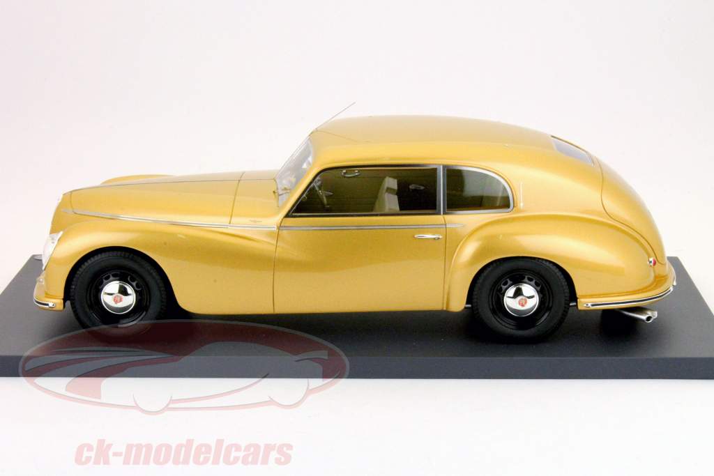 Alfa Romeo 6C 2500 Ano 1949 ouro 1:18 BBR