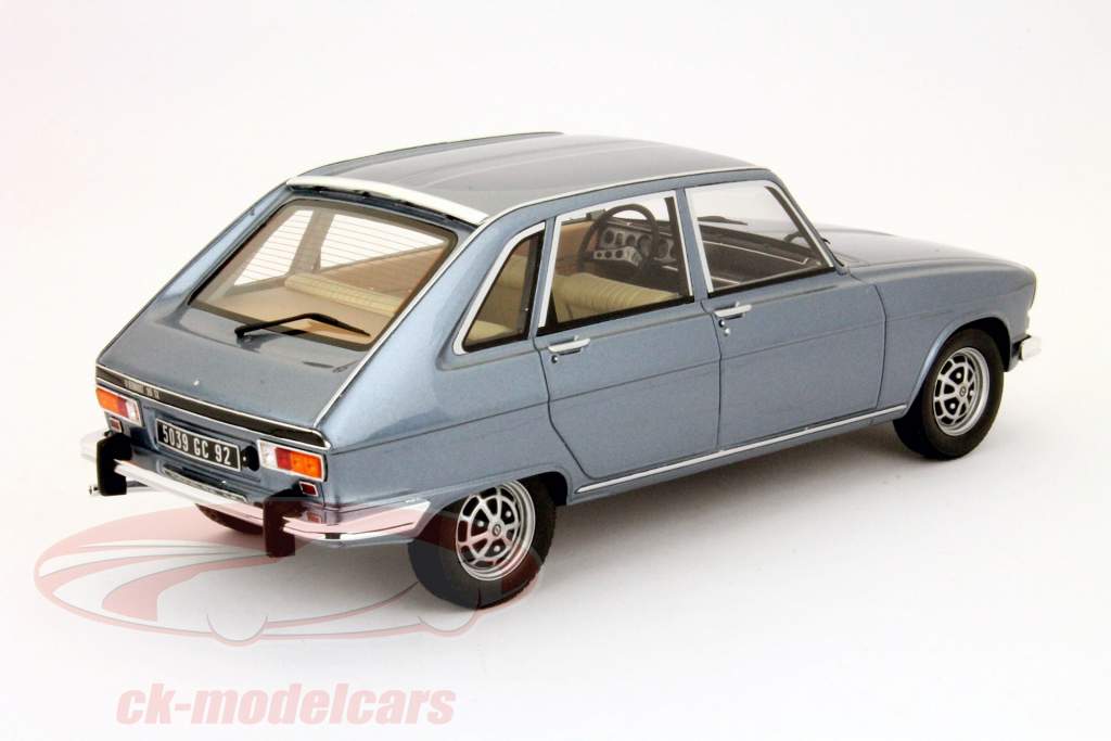 ルノー16のTX年1977ブルーオットーモバイル午前1時18分