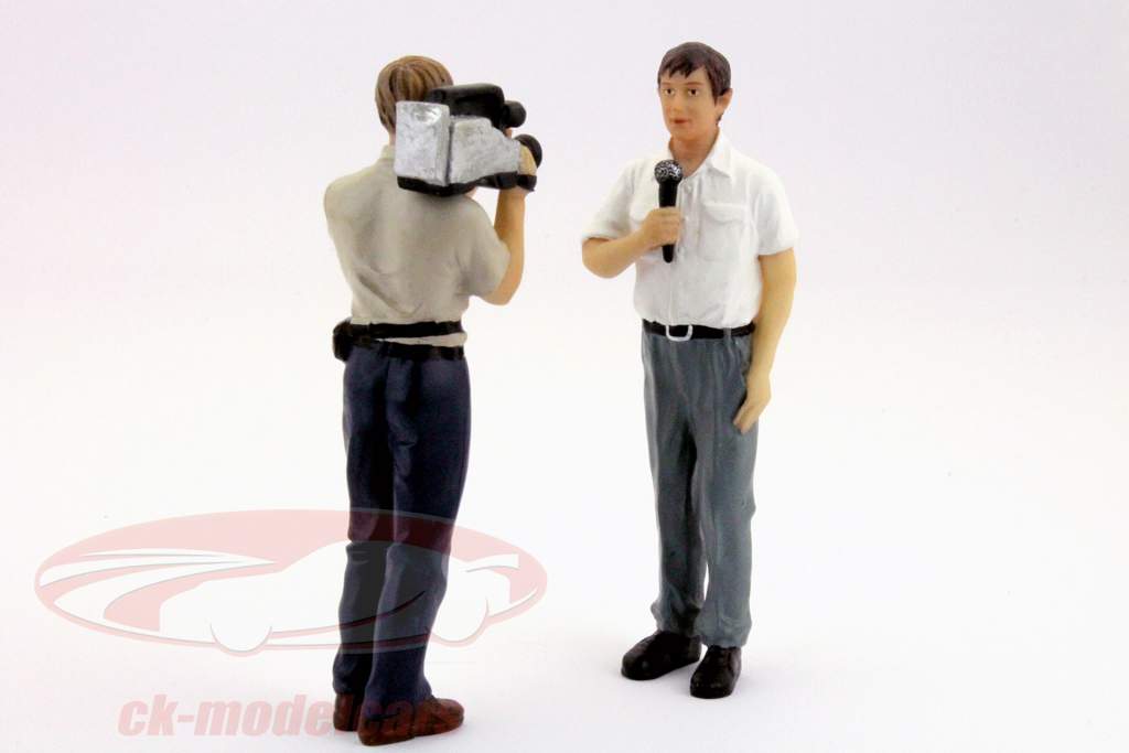 设置数字记者和摄像师1:18的TrueScale