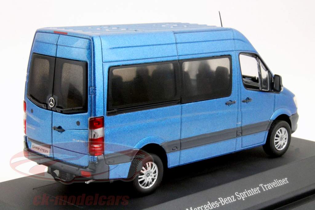 Mercedes-Benz Sprinter Station wagon Ano 2013 Mares do Sul azul 1:43 PremiumClassiXXs