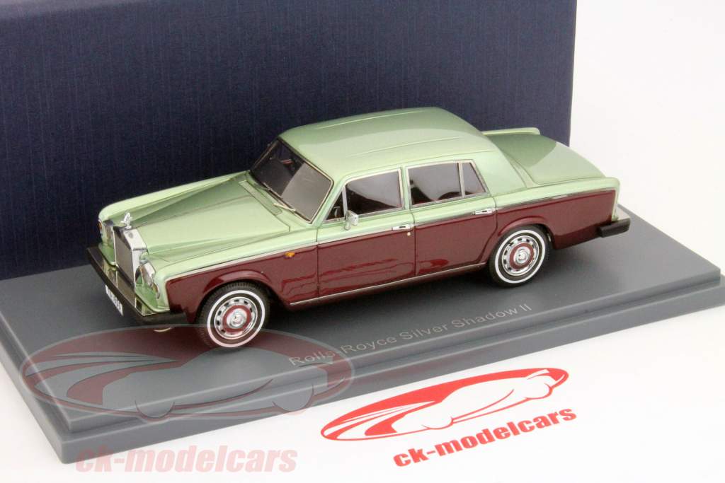 Rolls Royce Silver Shadow II RHD grøn / rød 1:43 Neo