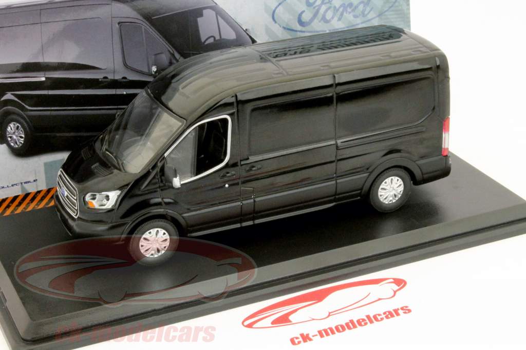 Ford Transit Год 2015 черный 1:43 Greenlight