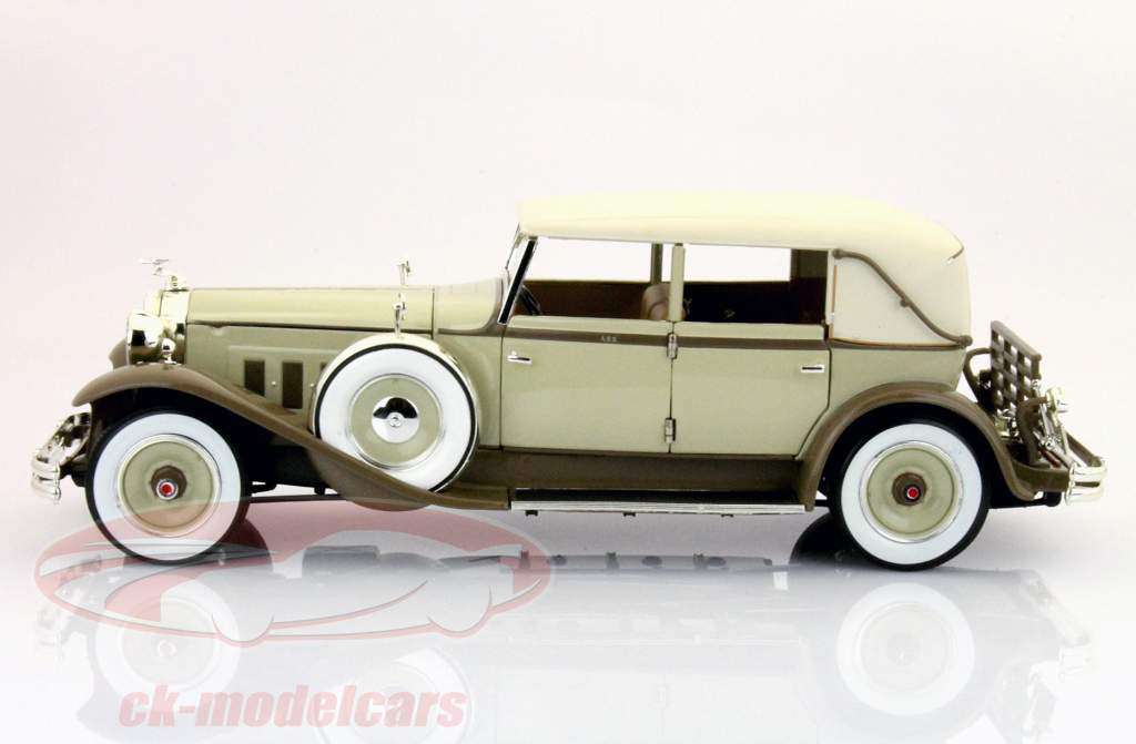 Packard Brewster År 1930 beige 1:18 Signature Models