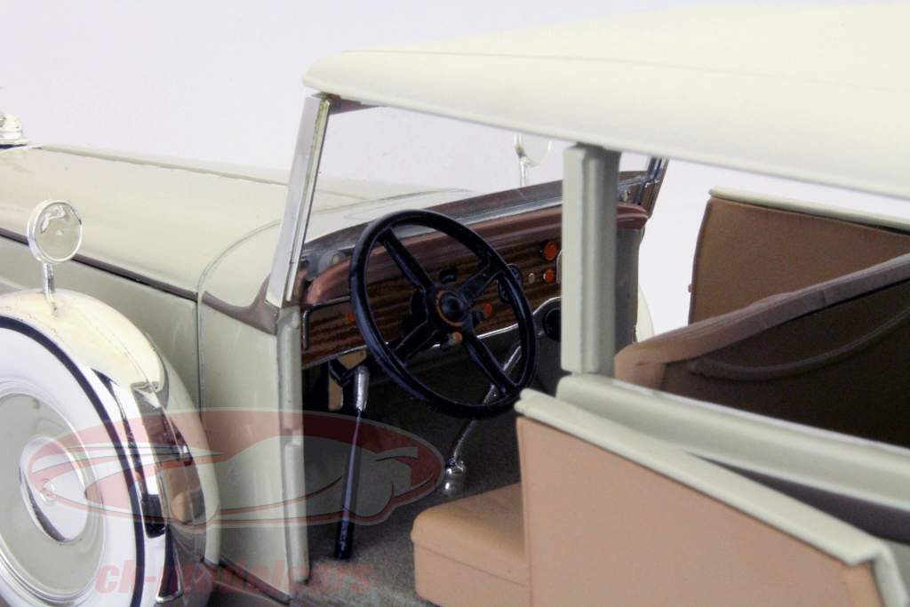 Packard Brewster År 1930 beige 1:18 Signature Models