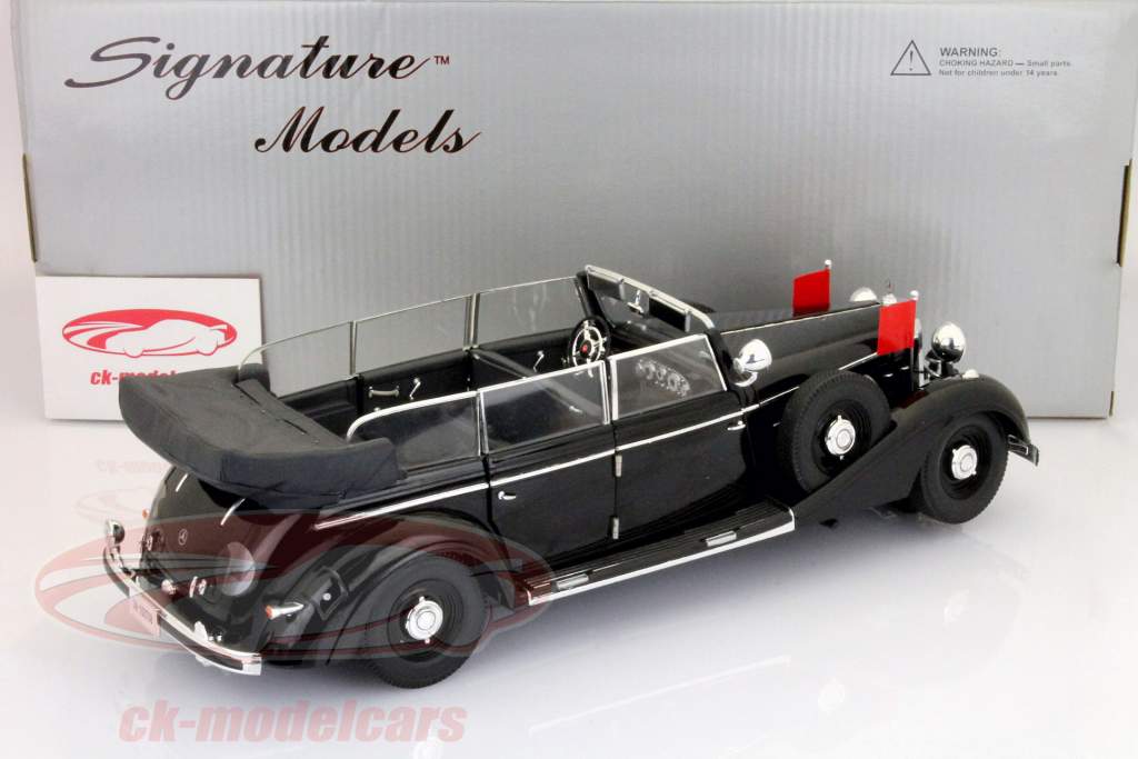 Mercedes-Benz 770K Pullman Jaar 1938 zwart / zwart 1:18 Signature Models