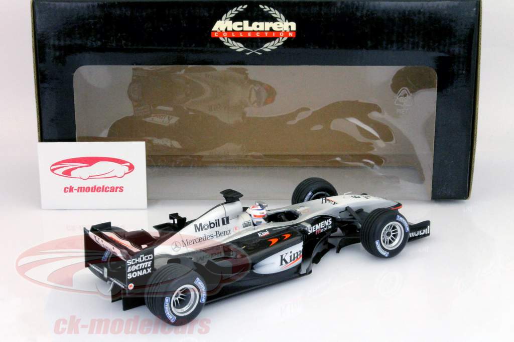 Minichamps 1:18 Kimi Räikkönen McLaren Mercedes MP4-17D #6