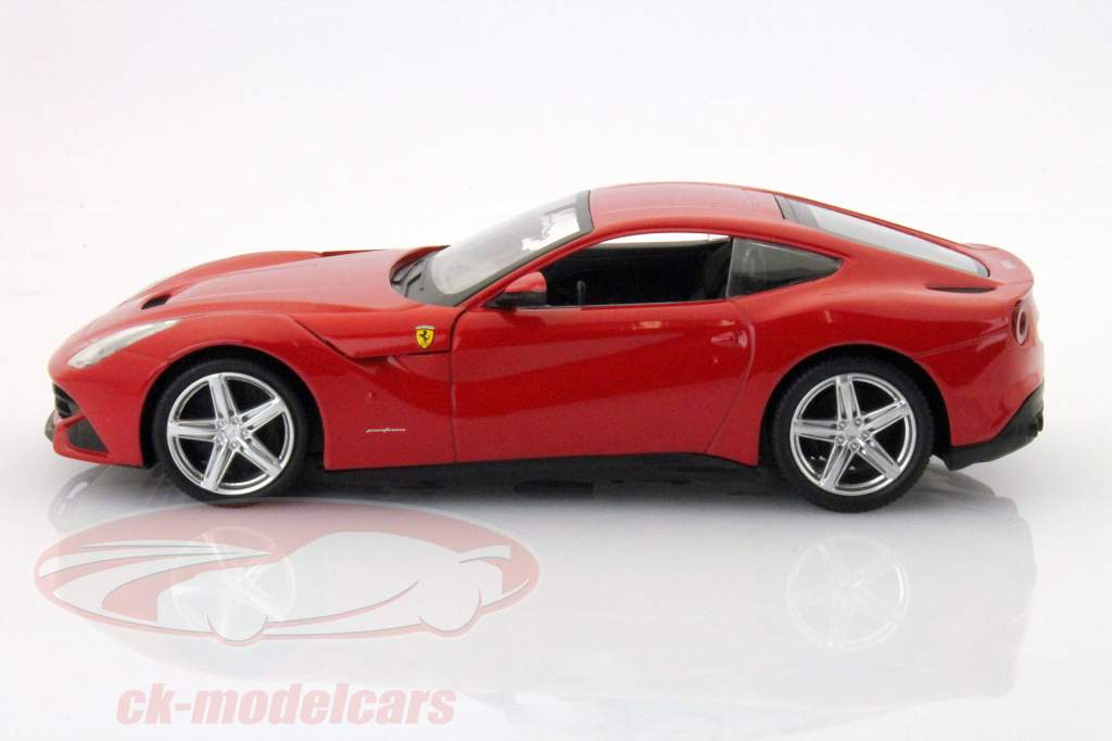Ferrari F12 Berlinetta År 2012 rød 1:24 HotWheels