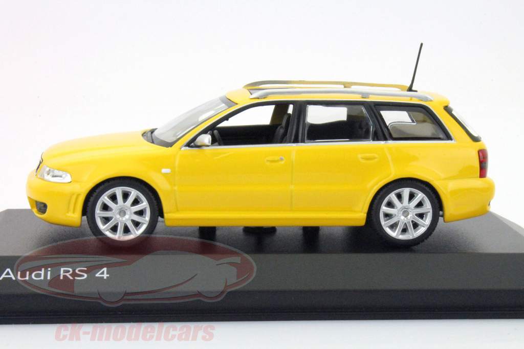 Audi RS4 Avant B5 Imola giallo Anno 1999 - 2001 1:43 Minichamps