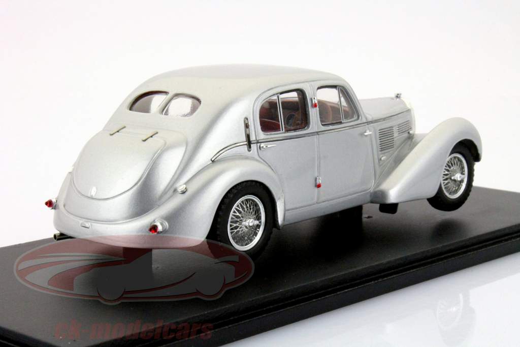 Bugatti Galibier Chassis Нет. 774 серебро 1:43 Spark