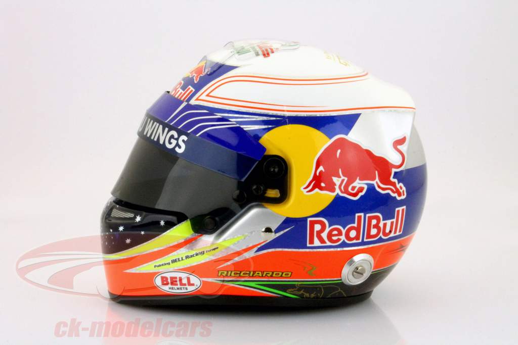 Daniel Ricciardo Toro Rosso STR8 #19 Formula 1 2013 Casco 1:2 Bell