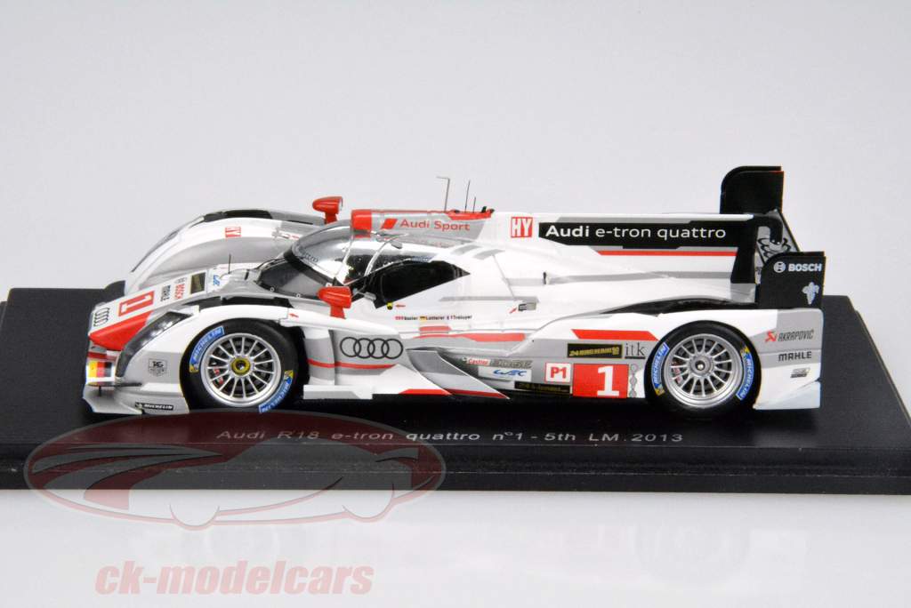 奥迪R18 E-TRON的quattro＃1 24小时勒芒2013 Lotterer，Tréluyer，飞斯乐星火1:43