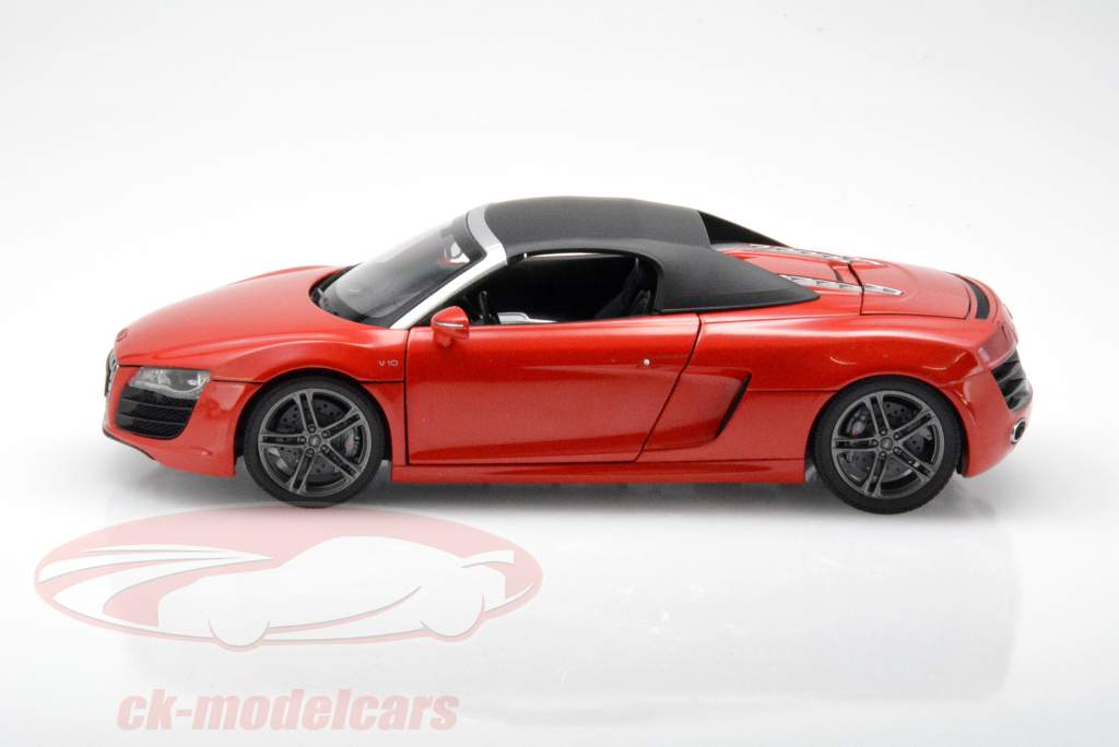 Kyosho 1:18 Audi R8 レッド 1/18 Kyosho Audi R8 Spyder V10 (Red) Diecast Car Model