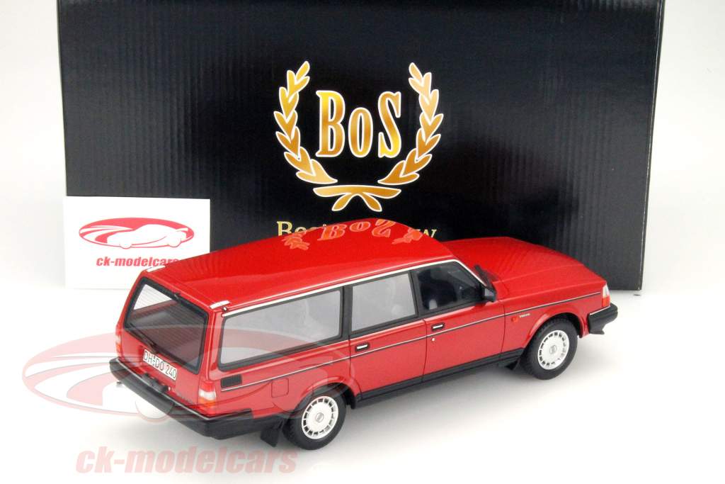 沃尔沃240 GL旅行车红色1:18的BoS模型