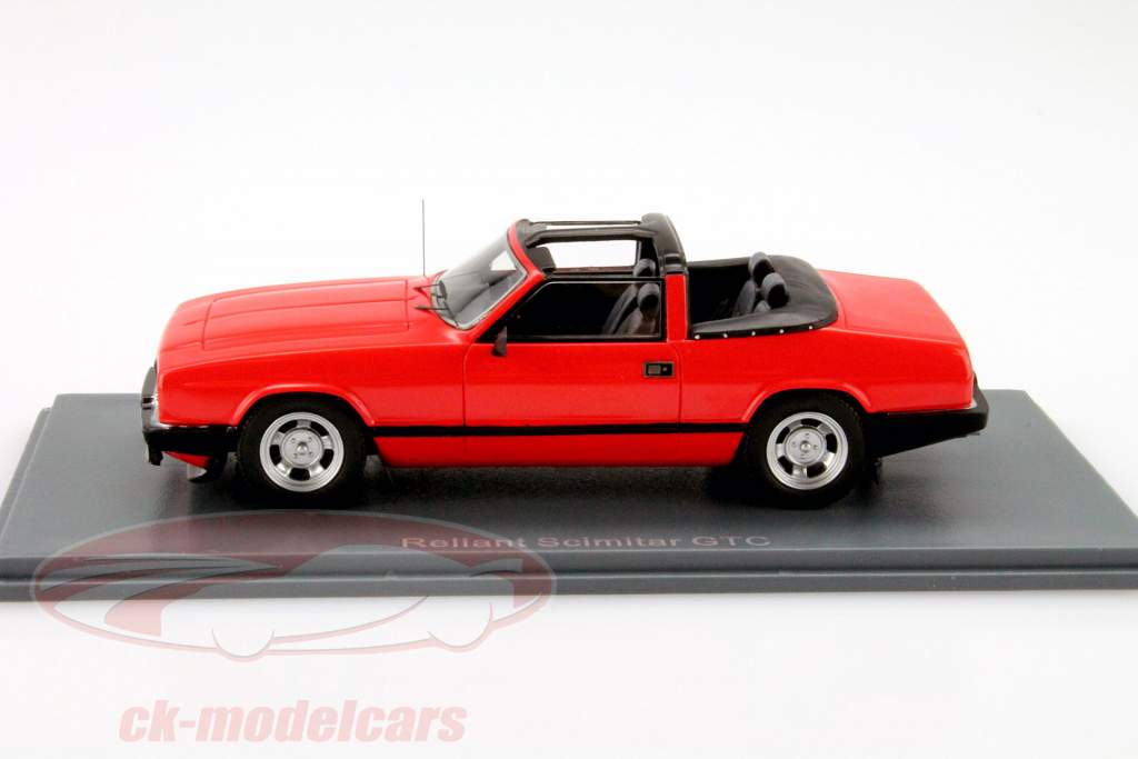 Reliant Scimitar GTC rød 1:43 Neo