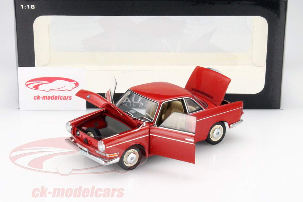 BMW 700 Спортивный Двухместная карета красный 1:18 AUTOart