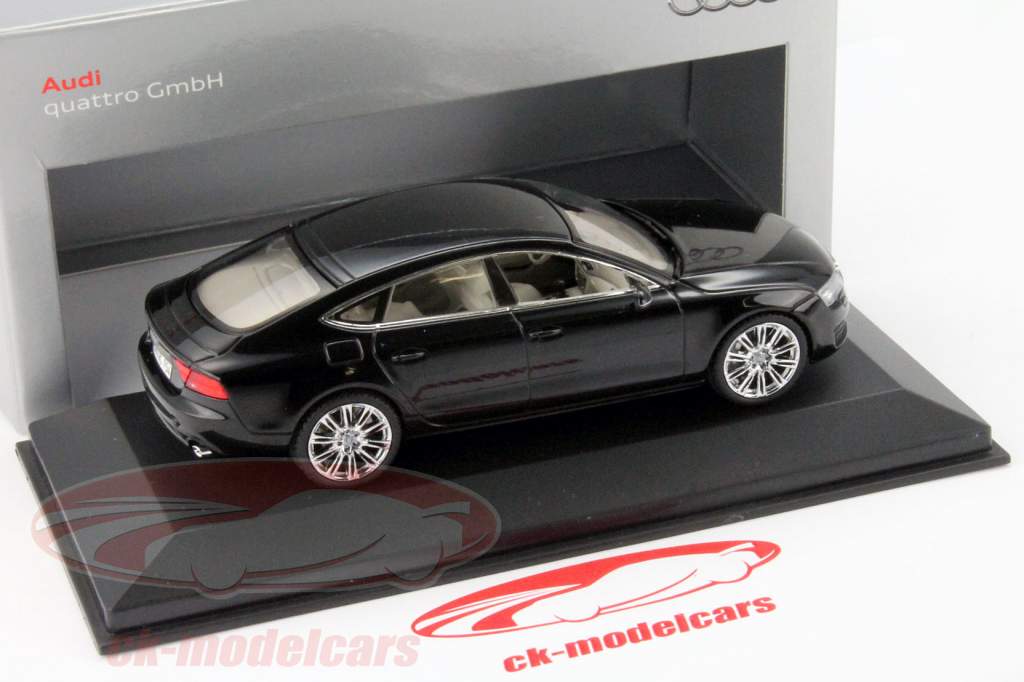 アウディA7スポーツバックファントムブラック1時43京商
