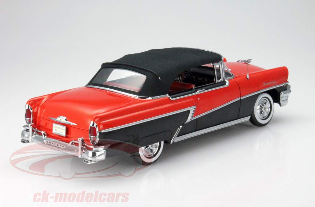 Mercury Montclair Closed Convertible red / black 1:18 SunStar