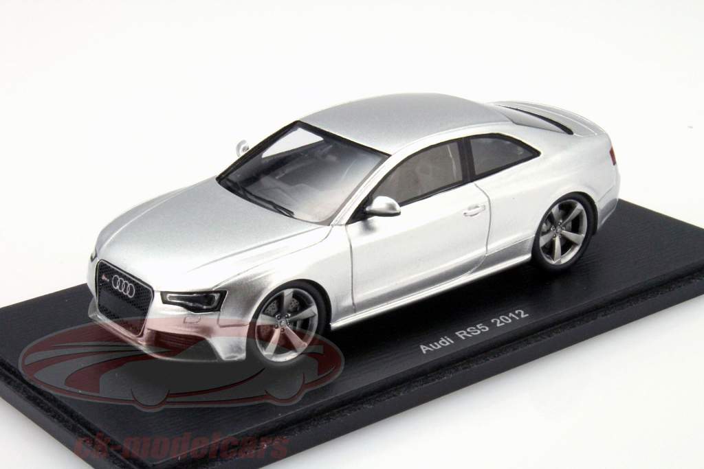 Audi RS5 Año 2012 plata 1:43 Spark