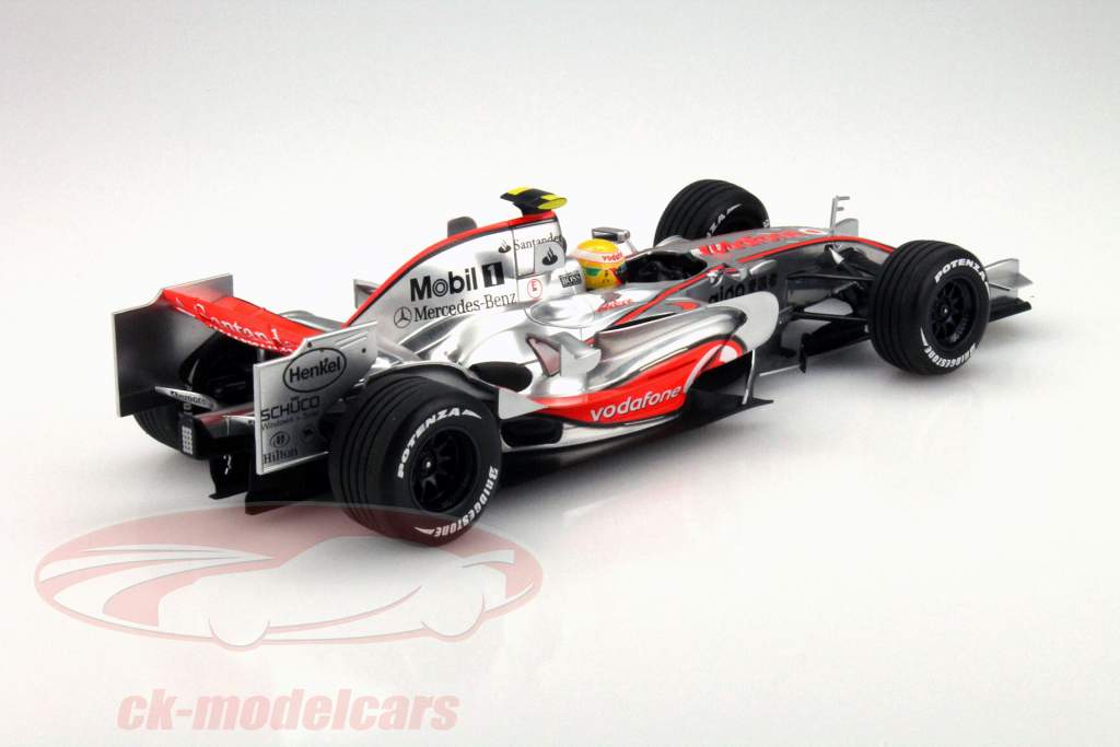 Minichamps 1:18 Lewis Hamilton McLaren Mercedes MP4-22 #2