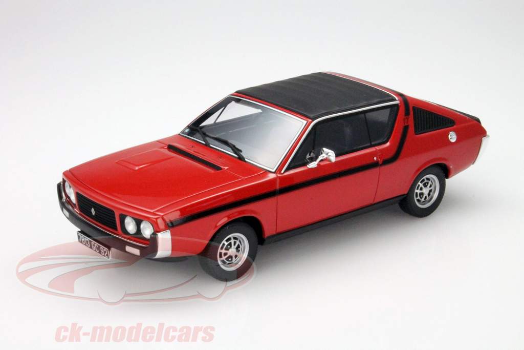Renault R17 TS Jaar 1977 rood 1:18 OttOmobile
