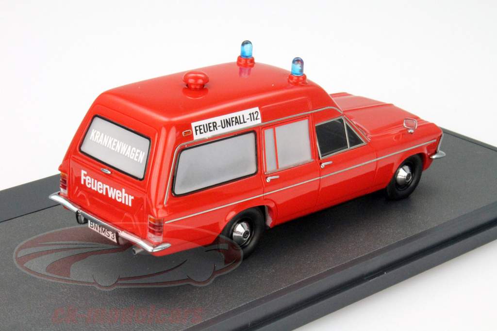 欧宝海军上将乙主观幸福感小气鬼救护车红色1:43矩阵