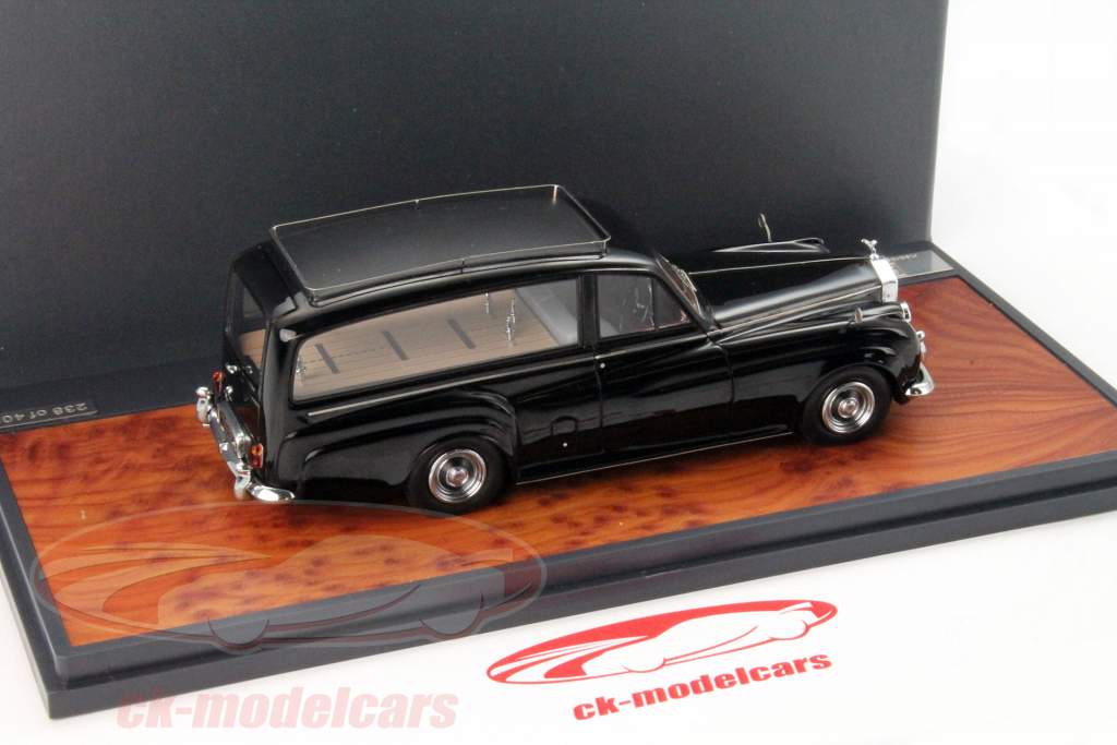 Rolls Royce Симпсон и Слейтер Катафалк Колесная база 1:43 черная матрица