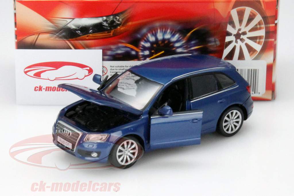 Audi Q5 blue metallic 1:24 MotorMax