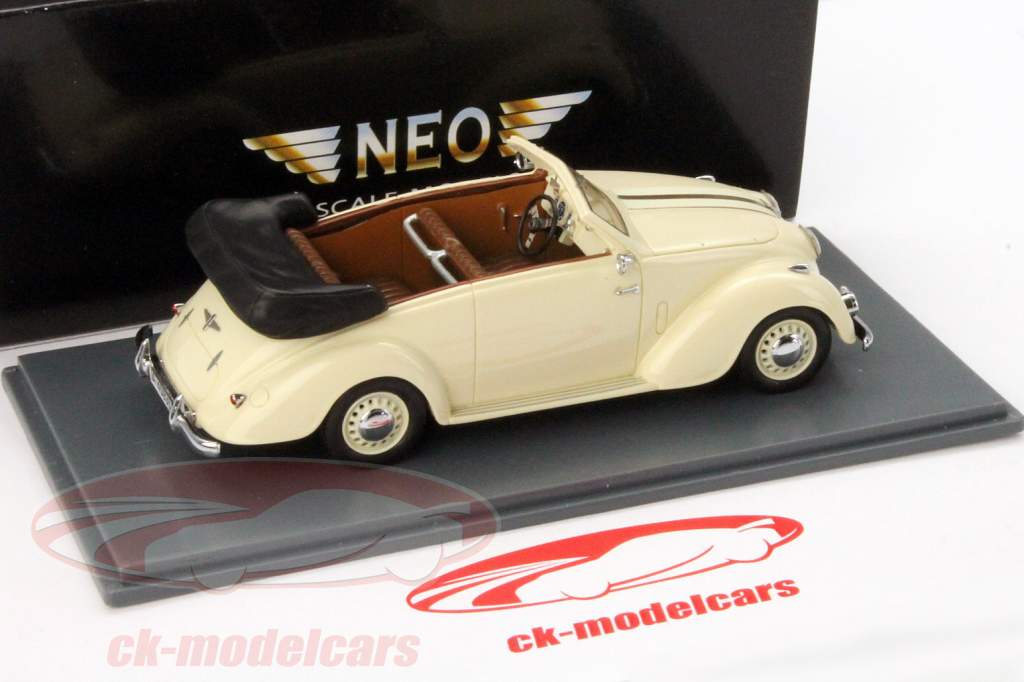 Адлер 2.5 Кабриолет светло-бежевый 1:43 Neo