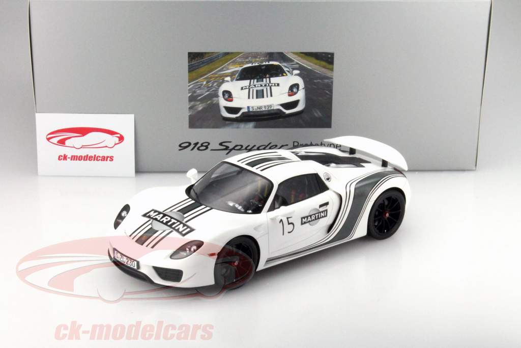 ポルシェ 918スパイダー 1/18 ホワイト マルティーニ Make Up Co., Ltd. / Porsche 918 Spyder Weissach package 2011