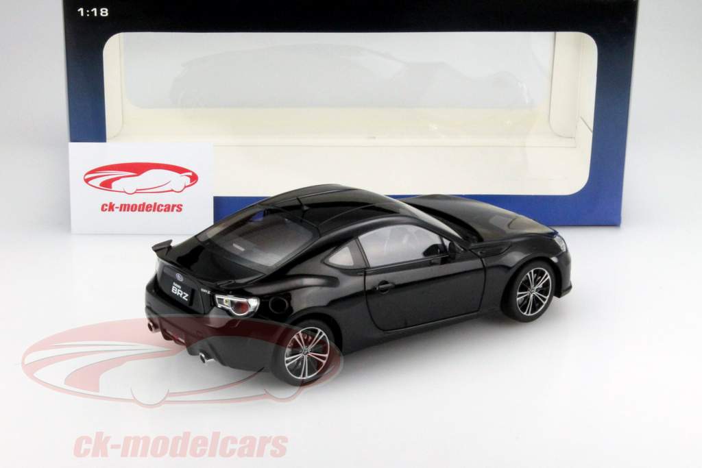 スバル BRZ 黒 RHD 1:18 オートアート