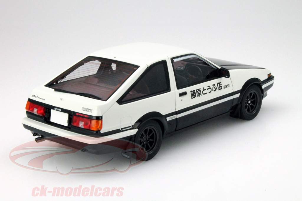 自動車 AUTOart Toyota Sprinter Trueno AE86 Amazon | AUTOart 1/18 ミニカー SPRINTER TRUENO GT APEX(AE86