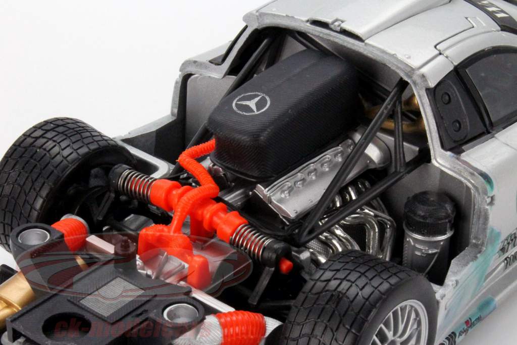 Maisto 1:18 メルセデス·ベンツ CLK-DTM #12 DTM 2000 完成