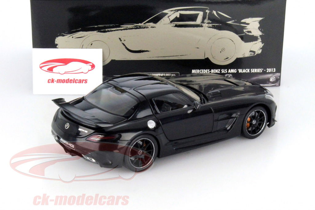 Mercedes-Benz SLS AMG ミニカー 1/18 ブラックシリーズ Minichamps 1/18 Mercedes Benz SLS AMG BLACK Series Grey