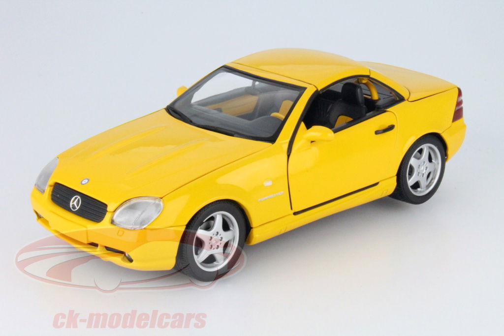 UT-Models 1:18 メルセデス·ベンツ SLK 230 コンプレッサー AMG